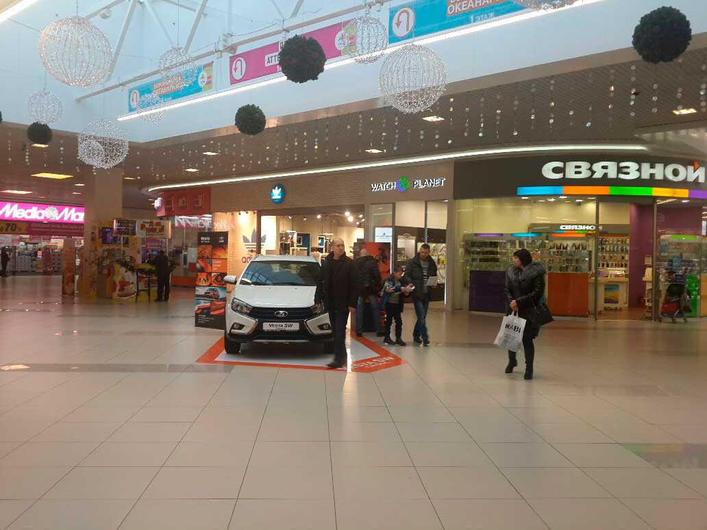 Экспонирование Автомобиля LADA Vesta SW Cross